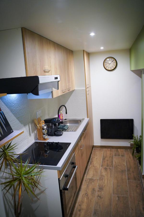 Nuit De La Sagesse "Jacuzzi Terrasse Et Parking Prive" Apartment Rouen Bagian luar foto