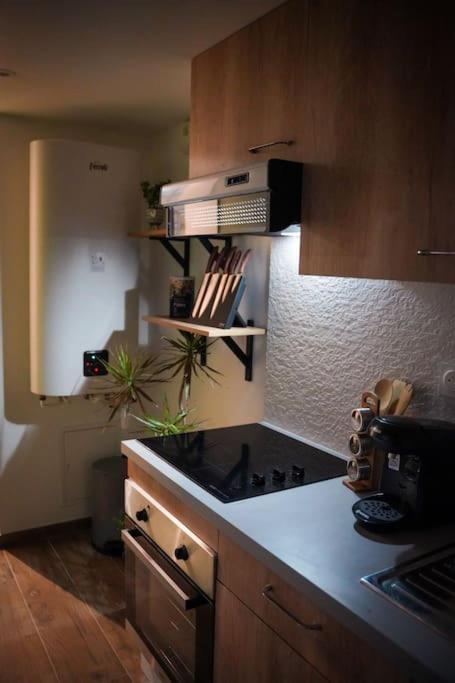 Nuit De La Sagesse "Jacuzzi Terrasse Et Parking Prive" Apartment Rouen Bagian luar foto